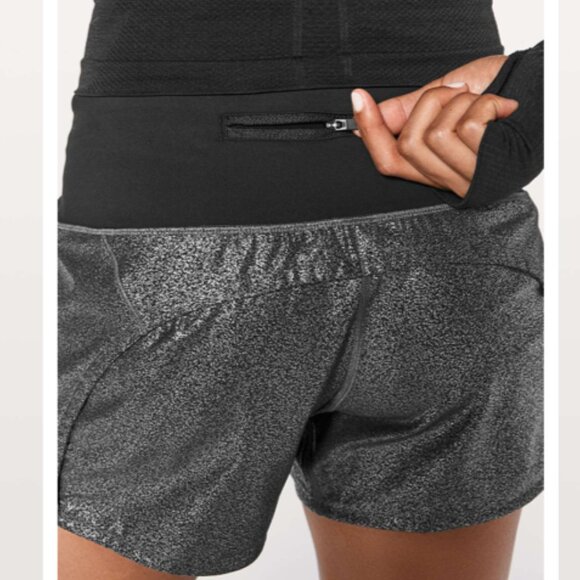 Lululemon Run Times Short II 4" Luminosity Foil Print Black Silver / Black Sz 6 - Picture 1 of 14